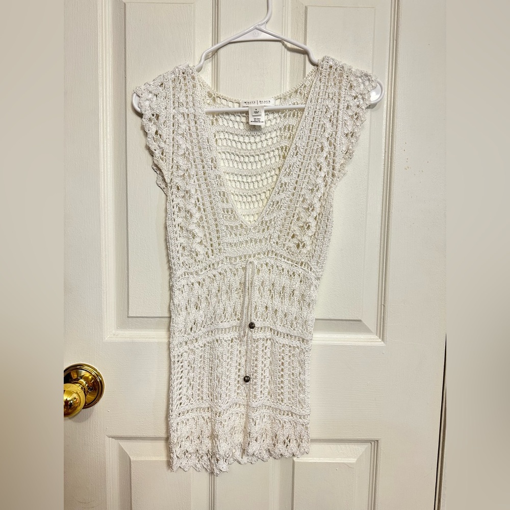 White House Black Market Crochet Top Small